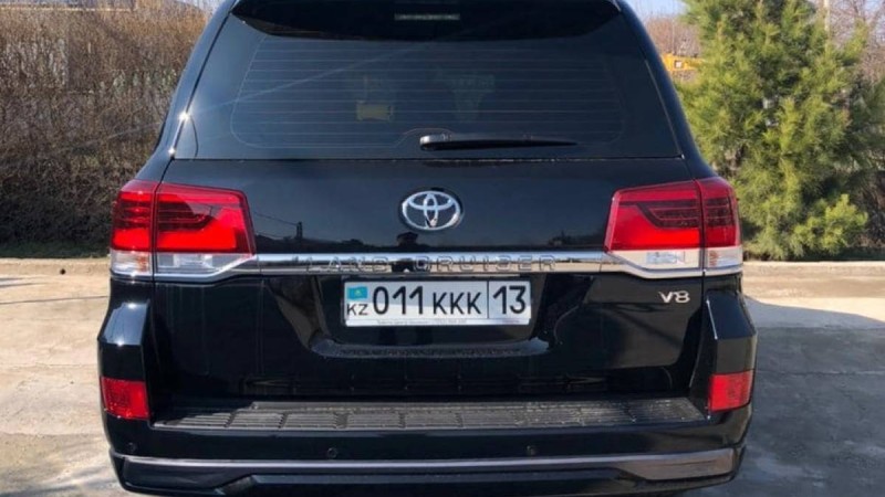 Полицейлер түркістандық тұрғынның көлігін айдай тұруға алып, жоқ қылып жіберген