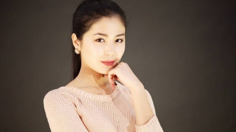 Мұқағалидың 300 өлеңін жатқа біледі: арманы асқақ Айзада