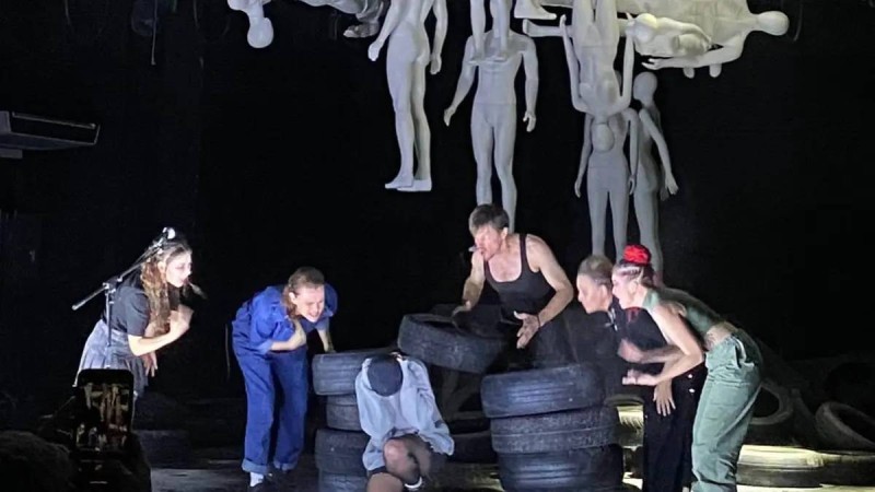 «Бір үйдің қос ұлы тойға ақша жинаймын деп закладчик болған» - депутат