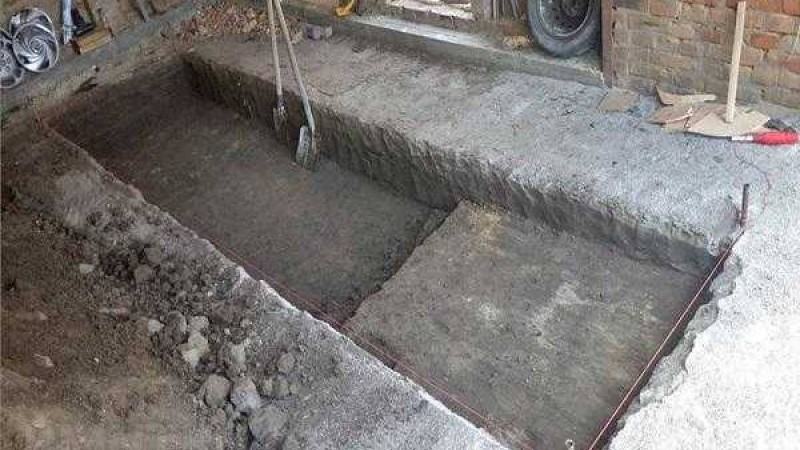 Күйеуін өлтірген әйел денесін құдыққа лақтырып, үстінен бетон құйған