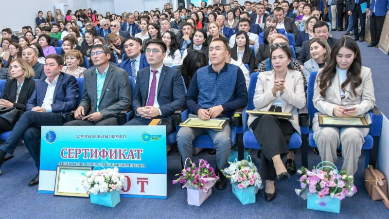 Алматы облысында «Еңбек жолы» конкурсының жеңімпаздары марапатталды