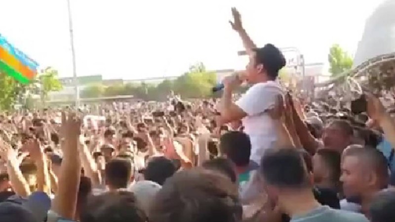 Нүкіс халқы көшеге шықты (ВИДЕО)