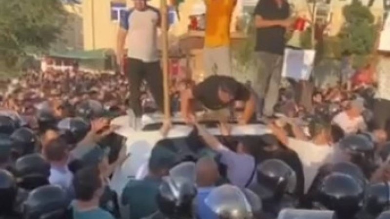 Қарақалпақтар ереуілге шықты (ВИДЕО)