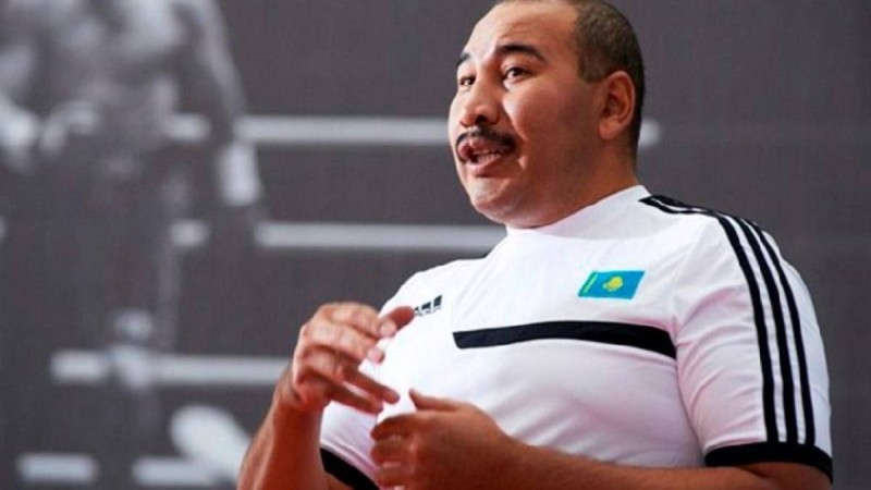 "Қазақстандық боксты өзгерту керек": Ермахан Ибраимов Токиодағы Олимпиадада жеңілген боксшылардың ойынына баға берді