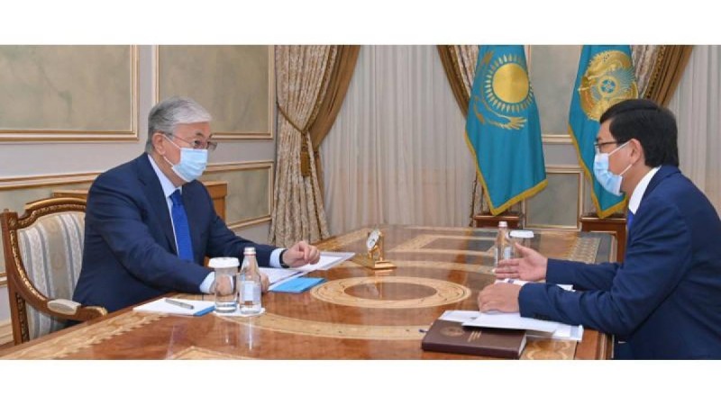 Жаңа оқу жылы қалай басталады: Аймағамбетов Тоқаевқа есеп берді