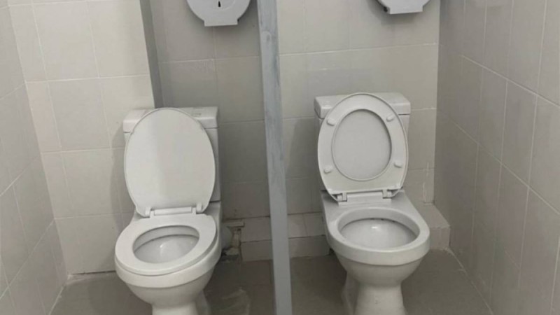 Желіде құрылысына 815 млн теңге жұмсалған қыздар дәретханасы талқыға түсті