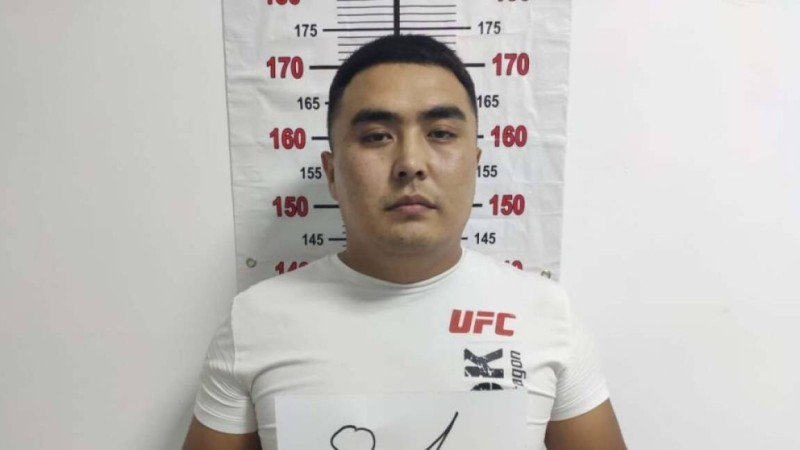 28 жастағы "делдал" алматылықтарды 300 миллион теңгеге алдады