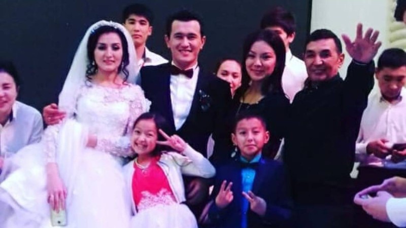 "Рух беріп тұрушы еді": Әзілкеш Аманғали Сыпабековтің ағасы қайтыс болды