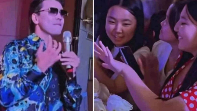 Абдуллин аягөздік тыңдарманына қолындағы жүзігін шешіп берді