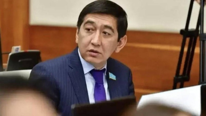 Біздің халық өзінің бірінші билік екенін сезіне алмайды - Ринат Зайытов сайлау жайлы