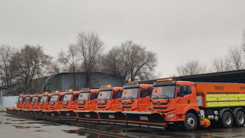 Алматыда жаңа қар тазалау машиналары таныстырылды