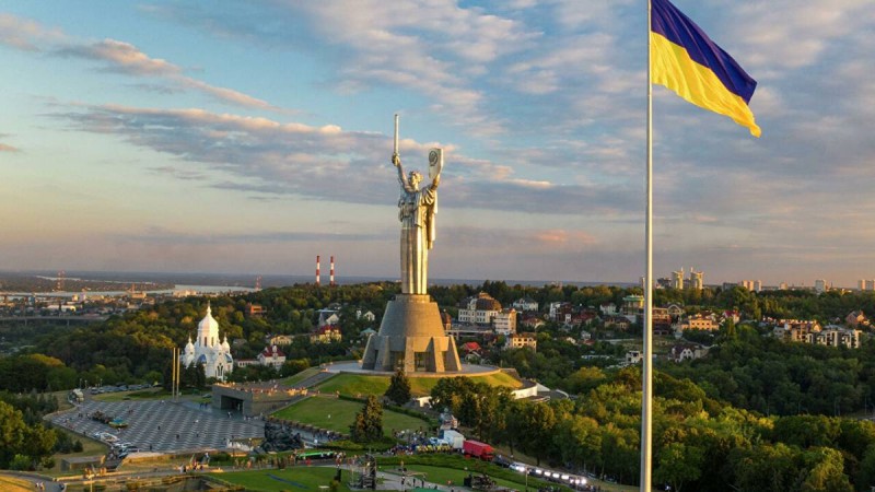 Украиндықтардың көпшілігі өздерінің орыстармен бір халық екеніне сенбейді