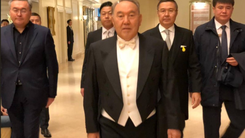 Назарбаев Қазақстаннан кетті: Әмірлікте «коронавирустан кейінгі терапиядан» өтіп жатыр