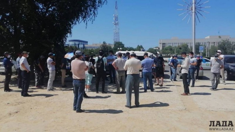 Ақтау тұрғындары ереуілге шықты - видео