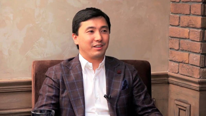 "Көбі шыдамай, жасамаған қылмыстарын жасадым деп мойындауға мәжбүр болады": Қайрат Құдайберген тергеу изоляторындағы сұмдық жайттардың бетін ашты