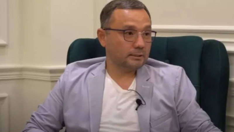 Қайтыс болған досының жарын екінші әйел етіп алған қазақ миллиардері жан сырын ақтарды