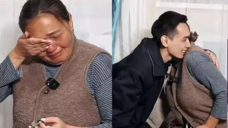 "Барлық баласына бөлме жетеді": Блогер Дархан Жолшыбеков көпбалалы әйелге үй сыйлады