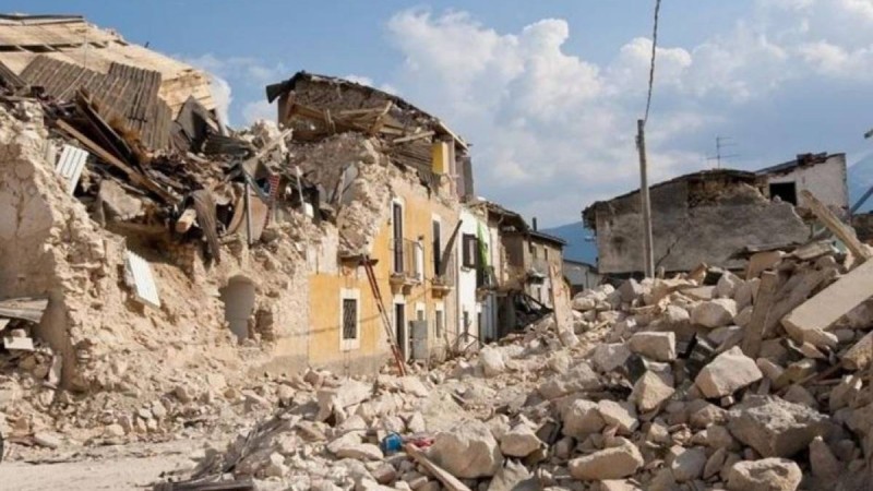 Мароккода жойқын жер сілкінісі кезінде қаза тапқан адамдар саны екі есеге артты