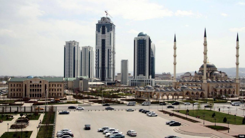 Шешенстанда "Новая газета" тілшісі мен адвокатына шабуыл жасады