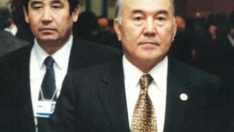 Шабдарбаев: Назарбаевпен қоштасарда бір-бірімізге ауыр сөздер айттық