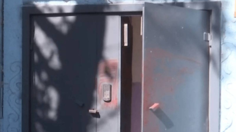 Ақтөбеде ер адам егде жастағы әке-шешесін пышақтап өлтірді