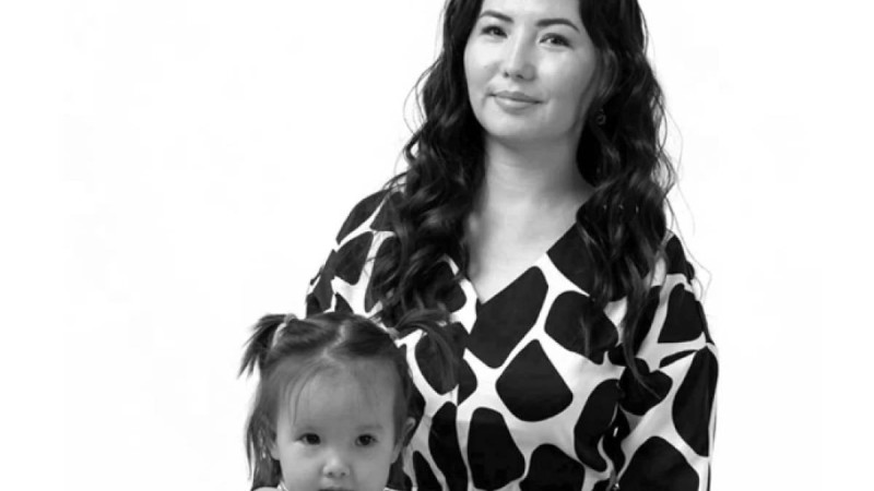 Қазақстандық журналист Түркияда екі жасар қызымен бірге ірі жол апатынан көз жұмды