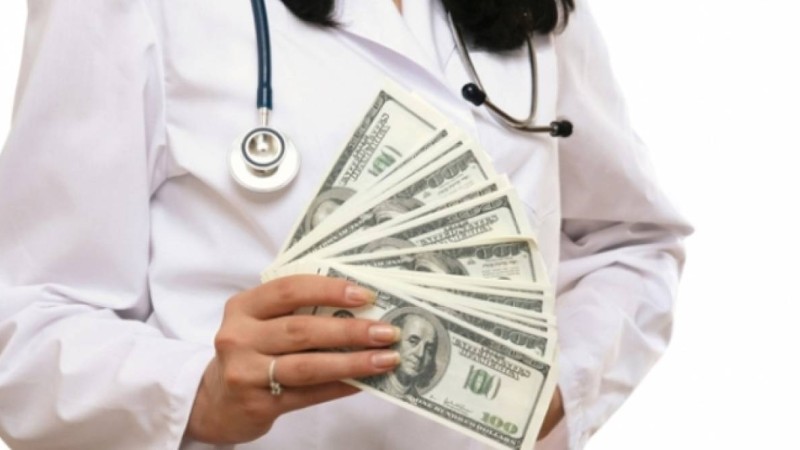 Жемқорлыққа қарсы агенттік: "Медициналық сақтандыру қорынан қаражат ұрланған"