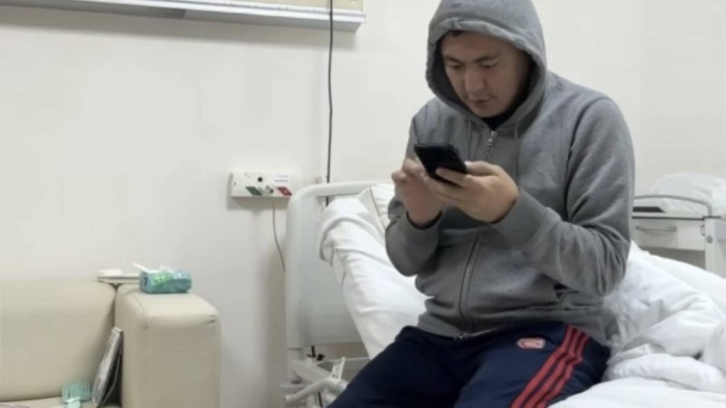 Депутат Дәулет Мұқаев ауруханаға түсіп қалды (ВИДЕО)