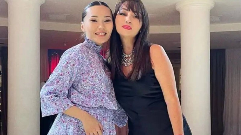 "Анама ешкімнің ақшасы керек емес": Айсәуле Бақытбек "Қазақ аруына" қатысты ойын бөлісті