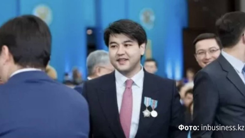 Қуандық Бишімбаев өз балаларының тегін ауыстыруына рұқсат берді