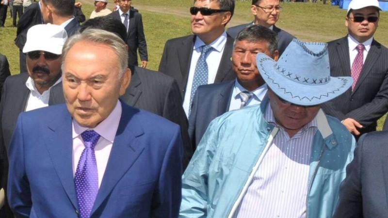 "Басың істесе, фамилия да жетеді": Болат Назарбаев үлкен ағасымен арасындағы қарым-қатынас туралы - Қазақстан жаңалықтары