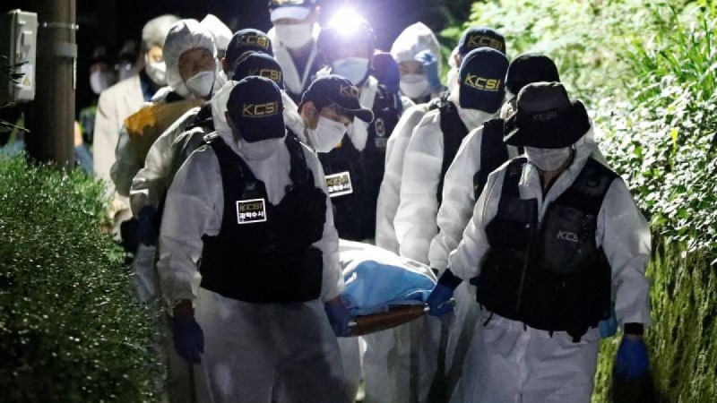 Хатшысына қырындаған: Жоғалып кеткен Сеул мэрі өлі табылды