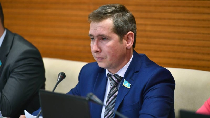 Шиповских: Қазақ тойындағы негізгі мәселе – асабалардың мәдениетсіздігі