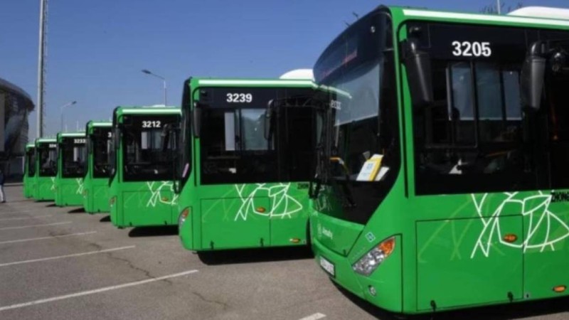 Алматыда қоғамдық көліктерде жол жүру ақысы өсті