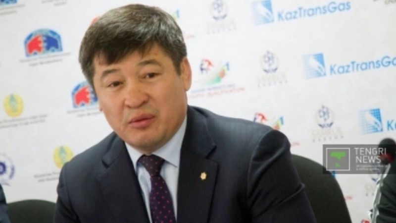 "Көп уақыт бөлуім керек еді"(ВИДЕО): Дәулет Тұрлыханов бала тәрбиесінде кеткен кемшіліктер туралы айтты