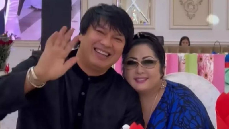 "Сіз үшін төлеп қойды" деді": Мақпал Жүнісова әнші Бүркіттің өзіне жасаған жақсылығын айтты