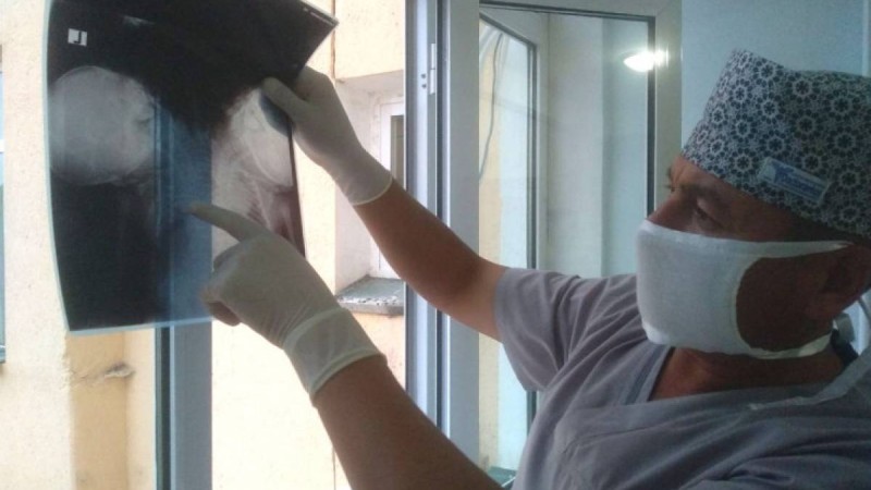 Дәрігер Мыңжылқы Бердіқожаев: Пневмониядан қайтыс болғандардың 99 пайызында коронавирус болды