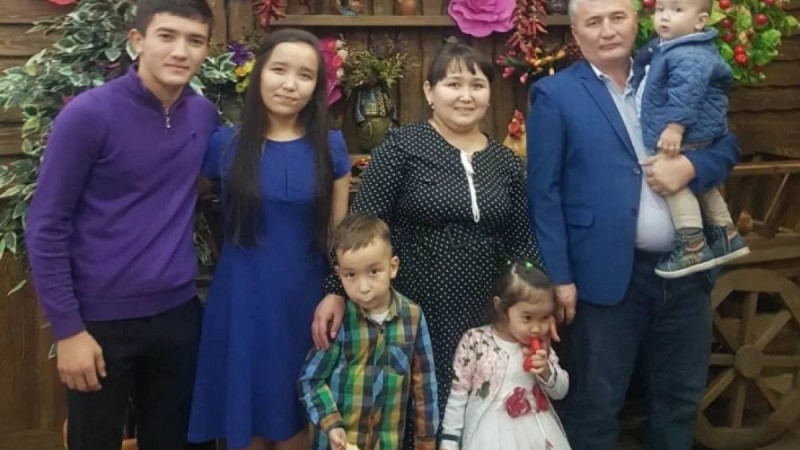 Қаңтарда басына оқ тиген 4 жасар қыздың отбасы әлі күнге дейін пәтер мәселесін шеше алмай жүр