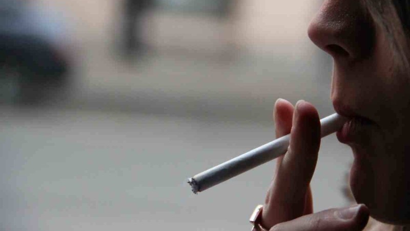 Темекі шегушілерде COVID-19 вирусын жұқтыру қаупі жоғары - ғалымдар - Қазақстан жаңалықтары