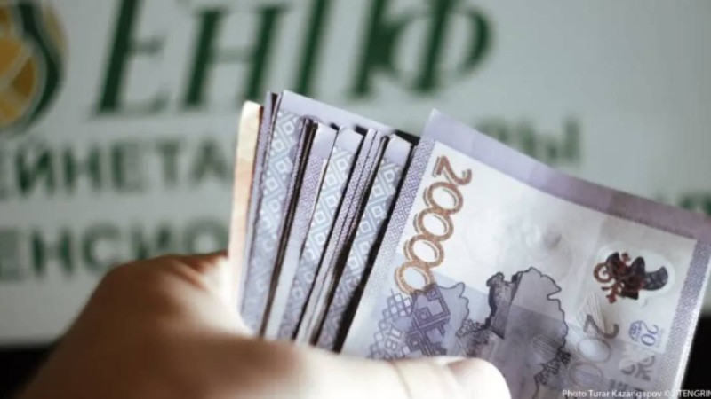 Айдос Сарым жұмыс істейтін зейнеткерлердің зейнетақысын тоқтату туралы ойын айтты