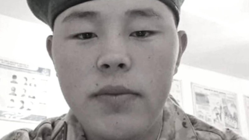 Өмірден өтер алдында үйдегілерден 5000 теңге аударуды сұраған: Маңғыстауда шекарашы сарбаздың мәйіті табылды