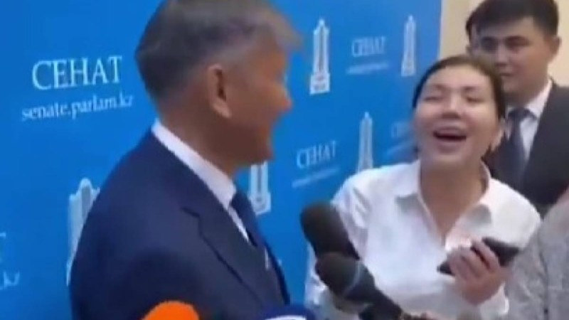 Депутат күлкіге қарық қылды (ВИДЕО)