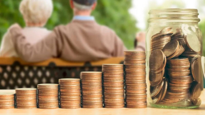 Маусымнан бастап қазақстандықтардың зейнетақысы мен жәрдемақы өседі