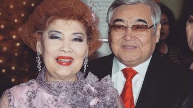 "Есіктен кіріп келетіндей көрінеді": Дарико Хасанғалиева жарының өмірінің соңғы күндері туралы айтып берді