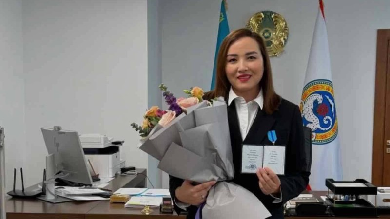 Нүкенованың адвокаты Жанна Оразбақова марапатталды