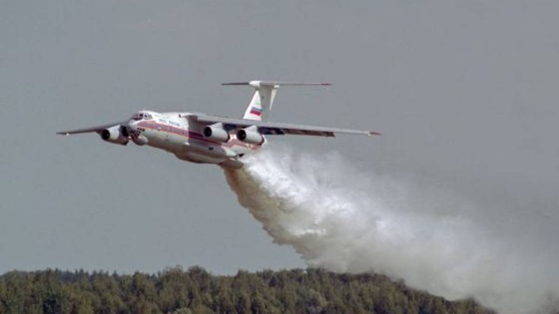 "Ұшақпен белгісіз зат шашады": министр желіде тараған ақпаратқа жауап берді 