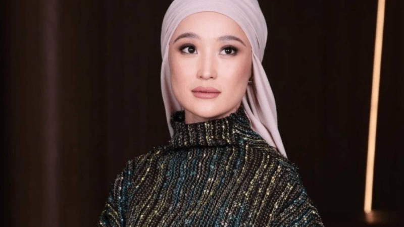 Әнші Мөлдір Әуелбекова намаз оқуына кімнің себепші болғанын жасырмай айтты