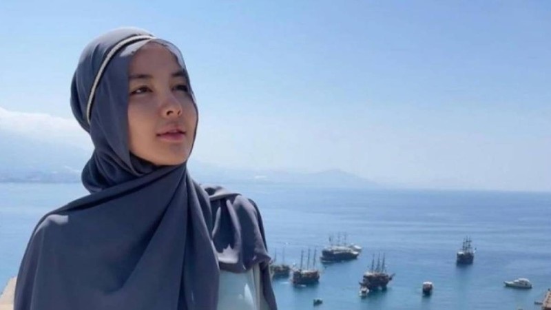 "Алла Ұлық": Атақты әнші ән айту мен музыка тыңдаудан бас тартқанын айтты