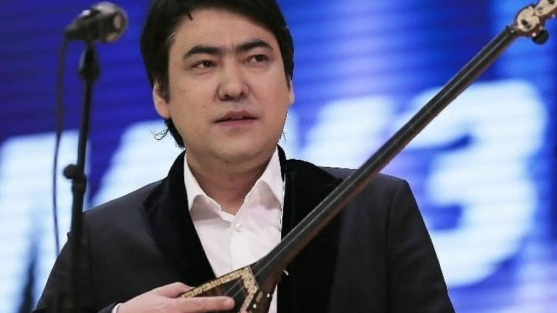 Әнші Мейрамбек Беспаев: "Хайп қуып, рейтинг қуатын бағдарламаға тиым болсын"