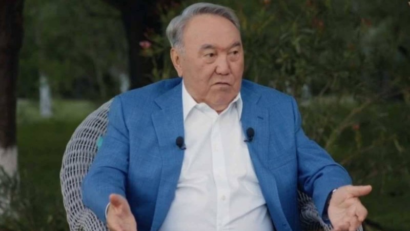 "Олар айта береді": Назарбаев Ресей саясаткерлерінің Қазақ жері туралы мәлімдемелеріне жауап берді